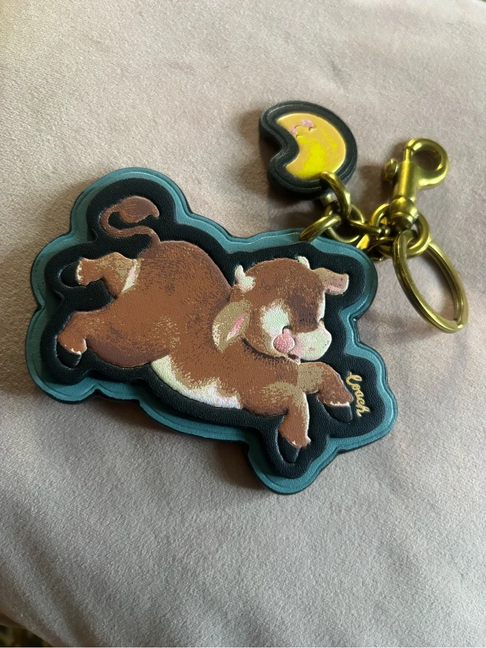 Coach Limited Edition 2021 Lunar New Year Ox Keyring Bag Charm - Picture 3 of 9